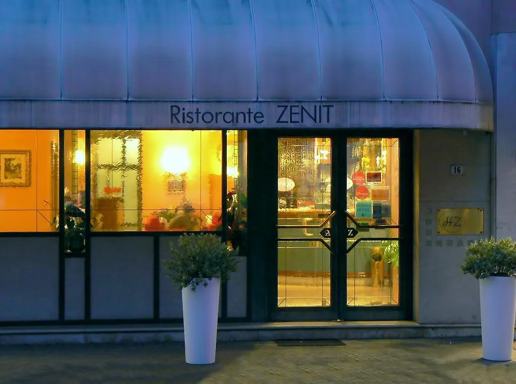 Hotel Zenit Ristorante Carmignano di Brenta 3*,
